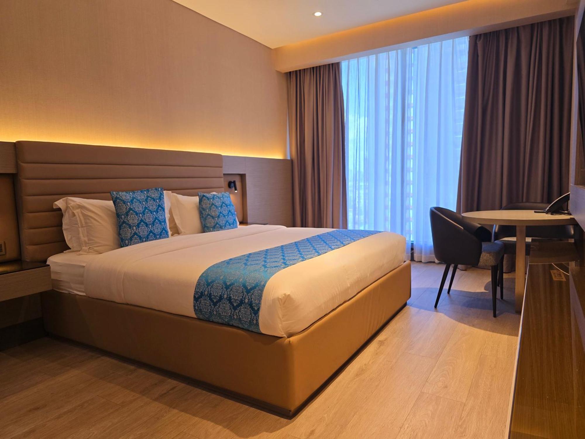 Bayprime Hotel Paranaque City Exterior photo